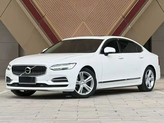 Volvo S90 2019 T4 Momentum