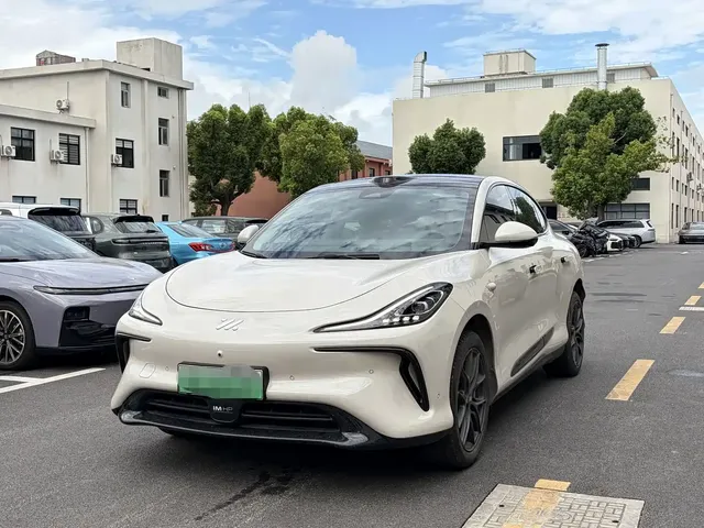 IM Motors IM LS6 2023 Max Standard Edition