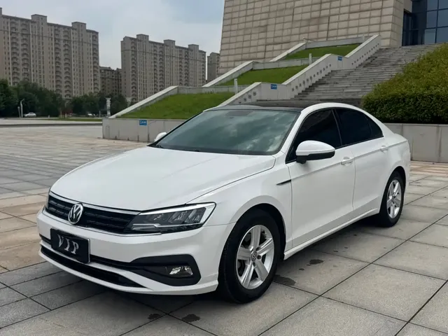 Volkswagen Lamando 2021 230TSI DSG Fashion Edition