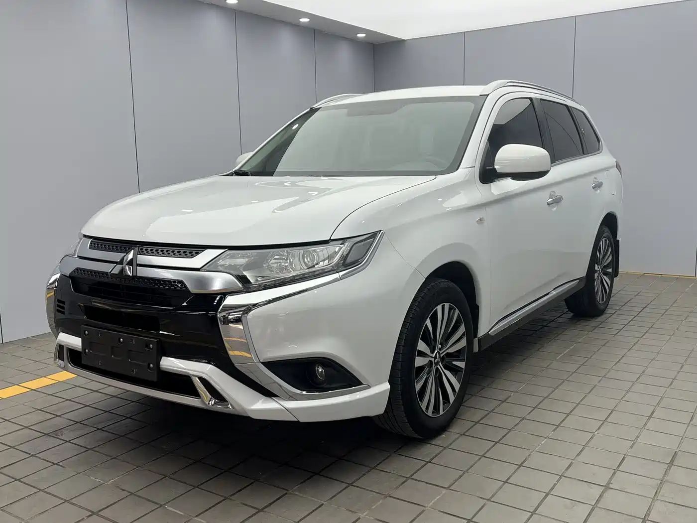 Mitsubishi Outlander 2021 2.0L FWD Comfort Edition 5-seater