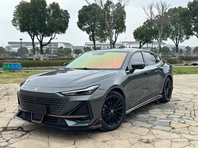Changan UNI-V 2022 1.5T Sport Edition