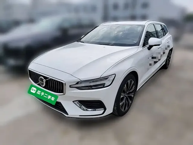 Volvo V60 2025 B5 Smart Elite Luxury Edition