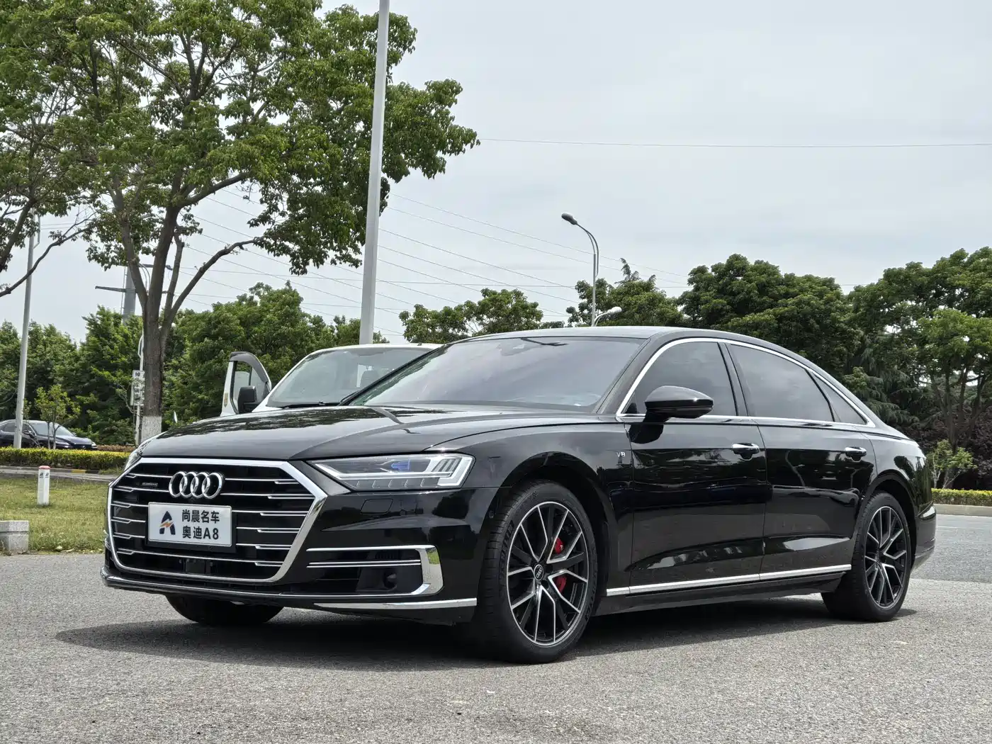 Audi A8 2021 A8L 60 TFSI quattro Premium