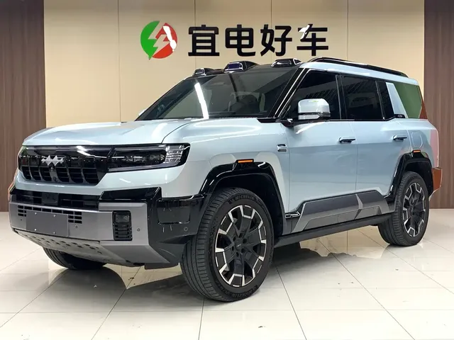 Fang Cheng Bao Leopard 8 2025 Zhiyong Flagship 7-Seater