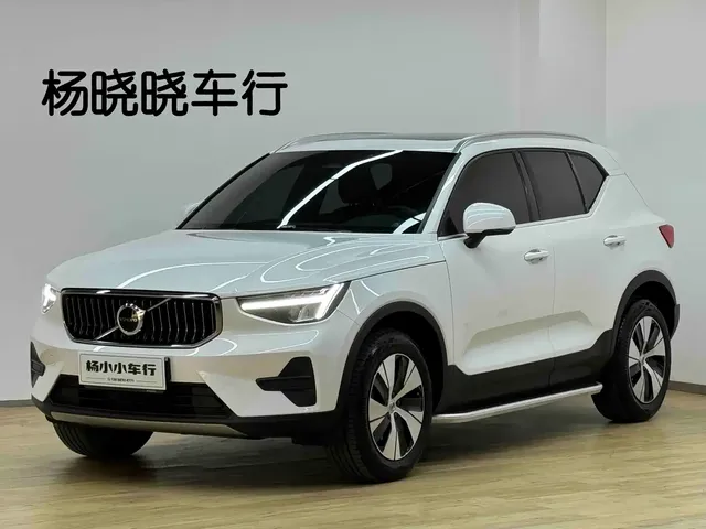Volvo XC40 2024 B3 Smart Elite Luxury Edition