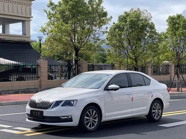 Škoda Octavia 2022 1.5L Automatic Comfort Edition