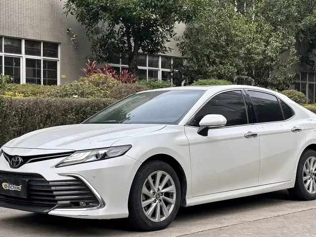 Toyota Camry 2021 2.0G Luxury Edition