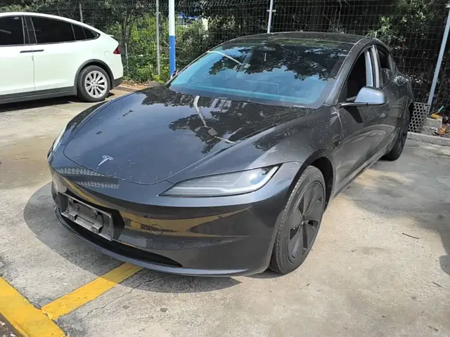 Tesla Model 3 2023 Rear-Wheel Drive