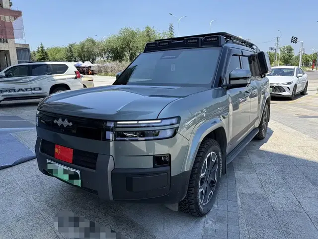 Fang Cheng Bao Titanium 7 2025 200KM Front-Wheel Drive Max Edition