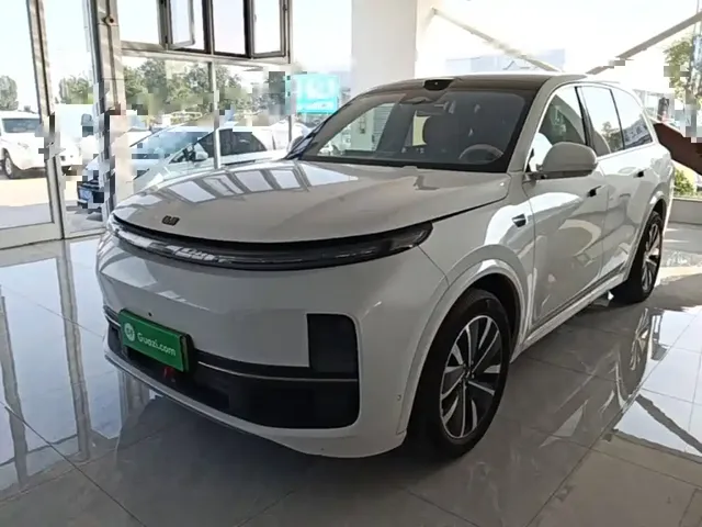 Li Auto Li L8 2025 Max Smart Renewal Edition