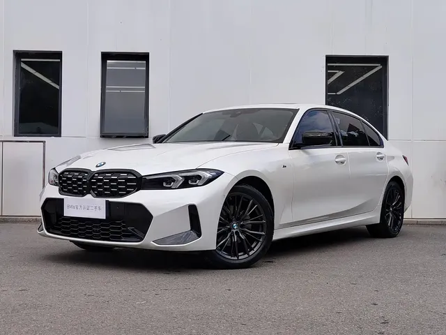 BMW 3 Series 2023 325i M Sport Black Night Package