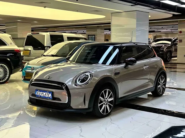 MINI MINI 2023 Facelift 1.5T COOPER Artist