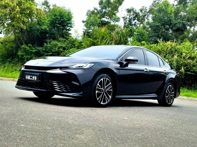 Toyota Camry 2024 Hybrid 2.0HG Premium Edition