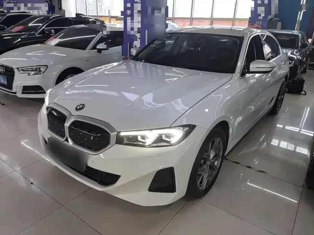 BMW i3 2024 eDrive 35 L
