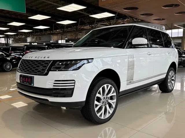 Land Rover Range Rover 2021 3.0 L6 Heritage Extended Classic Edition