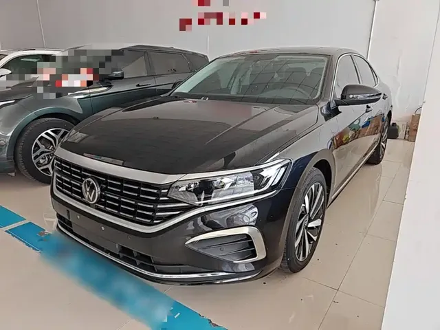 Volkswagen Passat 2025 Outstanding 380TSI Dragon Soaring Edition