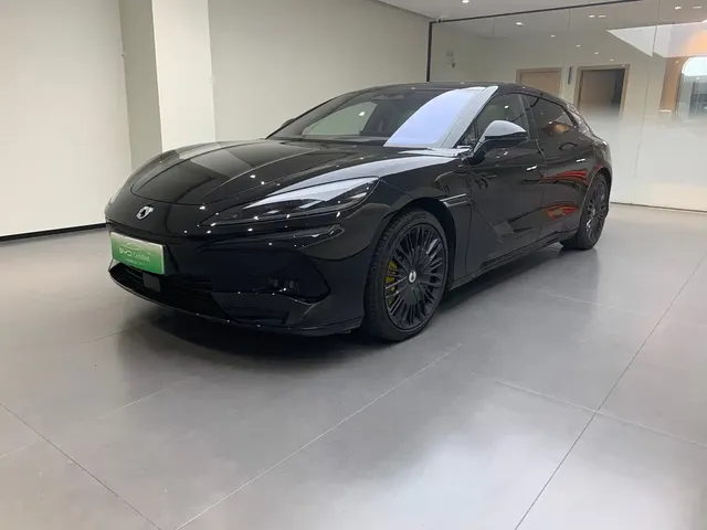 Denza Z9GT 2024 1100 AWD Ultra Edition