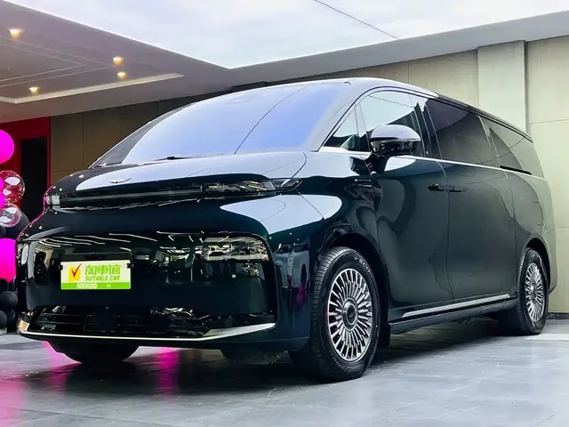 Geely Galaxy Yizhen L380 2025 Model 805km Flagship Edition AWD