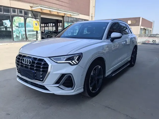 Audi Q3 2023 35 TFSI Fashion Dynamic Model (1.5T)