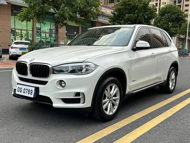 BMW X5 (Import) 2018 xDrive35i Elegant Model