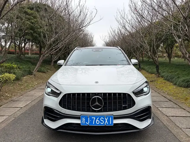 Mercedes-Benz GLA AMG 2021 AMG GLA 45 4MATIC+