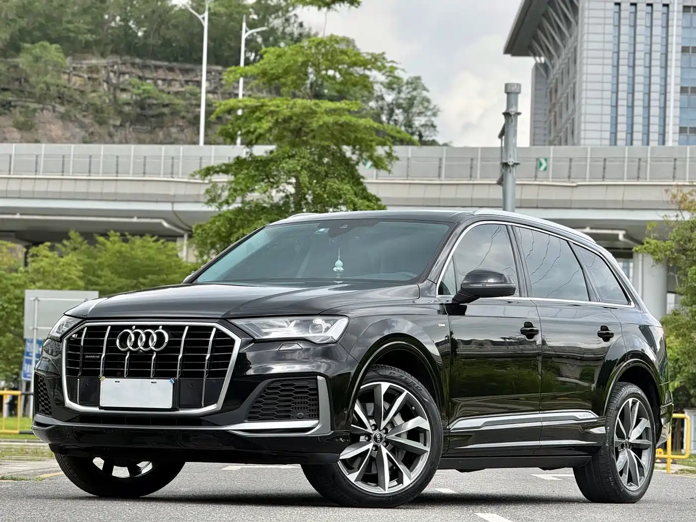 Audi Q7 2022 55 TFSI quattro S line Sport