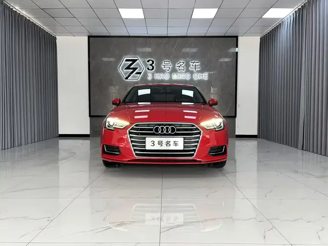 Audi A3 2019 Limousine 35 TFSI Progressive China VI