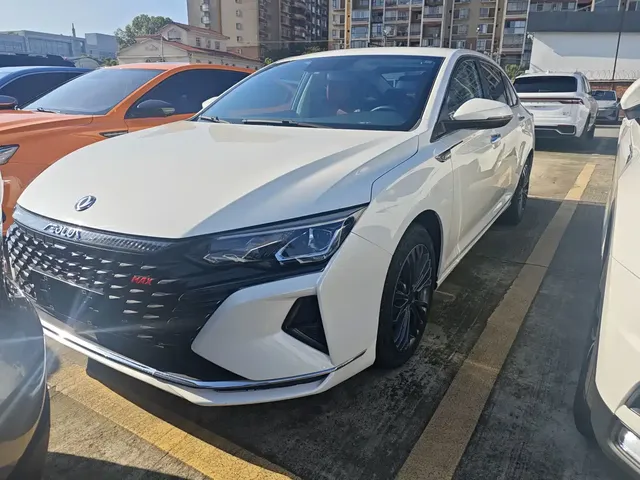 Dongfeng Aeolus Yixuan MAX 2021 1.5T Trendy Dad Edition