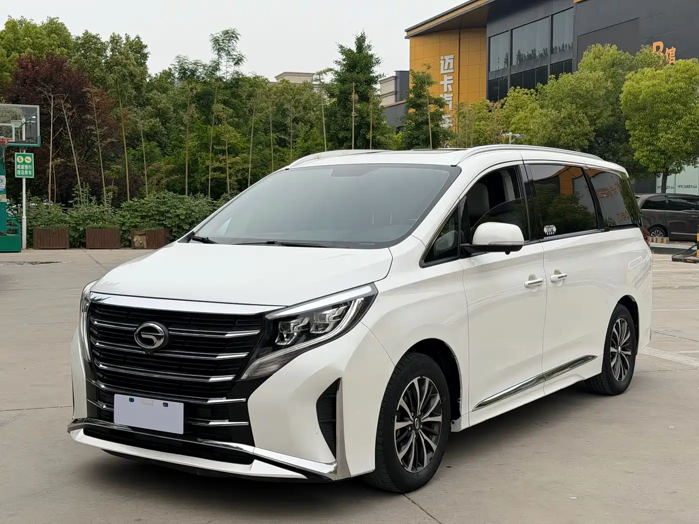 GAC Trumpchi M8 2021 Leading Show Series 390T Luxury Edition