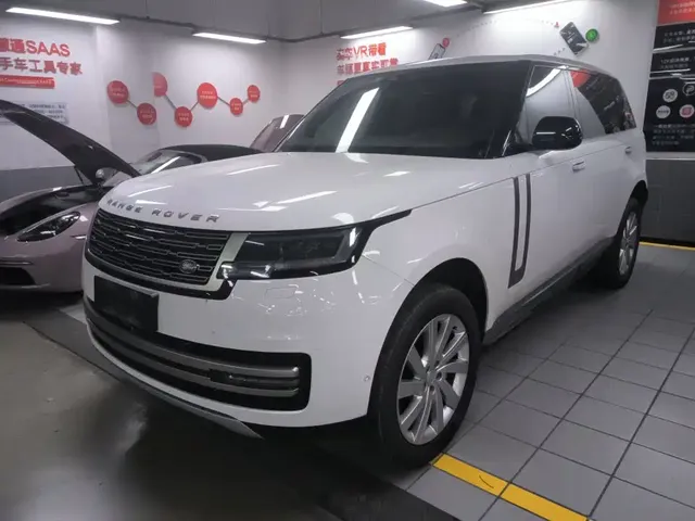 Land Rover Range Rover 2024 3.0 L6 400PS Golden Age Extended 7-Seater