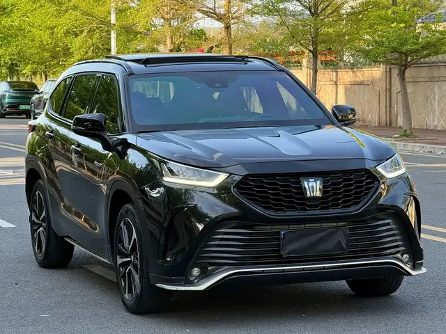 Toyota Crown Kluger 2023 2.5L HEV AWD Luxury Edition