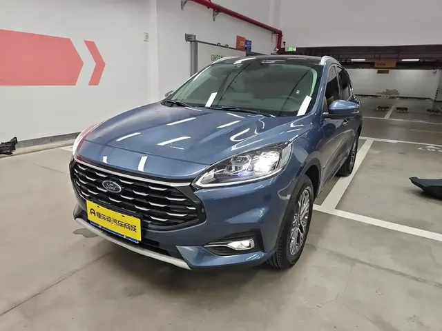 Ford Escape 2020 EcoBoost 245 2WD Premium Edition