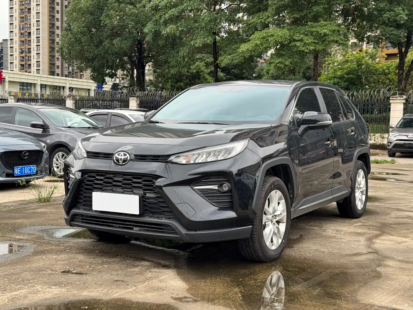 Toyota Wildlander 2022 2.0L CVT FWD Leading Edition