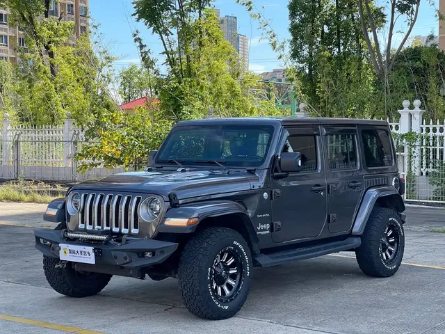 Jeep Wrangler 2019 2.0T Sahara 4-Door China V