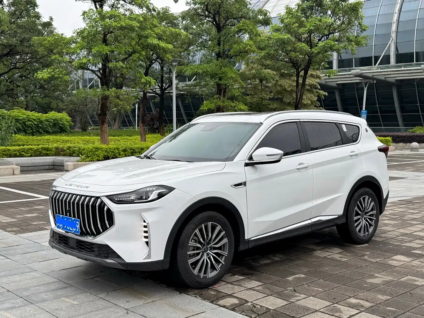 Jetour X70 PLUS 2026 1.5T DCT Elite 5-seater