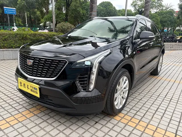 Cadillac XT4 2021 28T FWD Luxury Edition