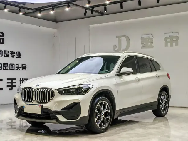 BMW X1 2021 sDrive25Li Leading