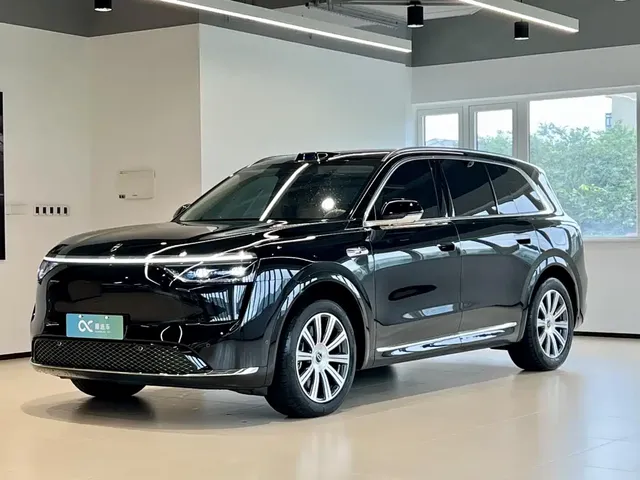 AITO Wenjie AITO M8 2025 Pure Electric Max+ 5-Seater AWD Version
