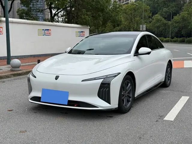 Dongfeng Fengxing Stellar S7 2024 555 Light Enjoyment Edition