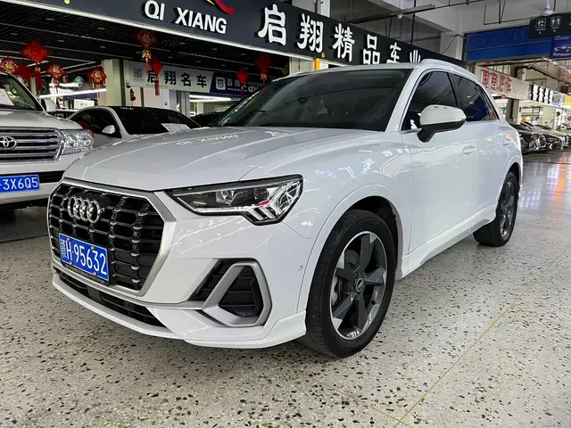 Audi Q3 2022 35 TFSI Fashion Dynamic