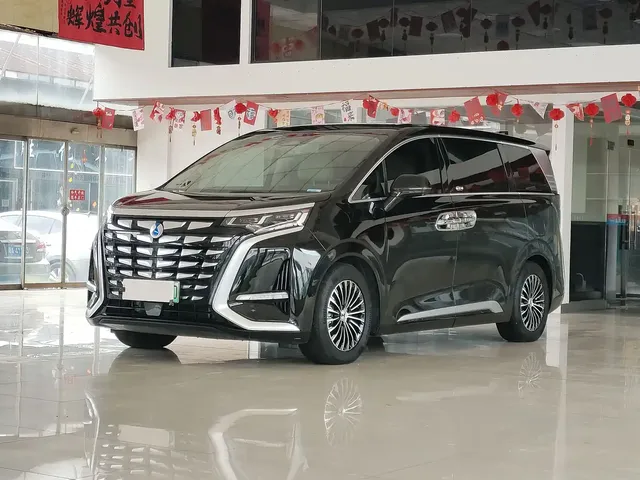 Denza D9 2024 DM-i 980 AWD Flagship