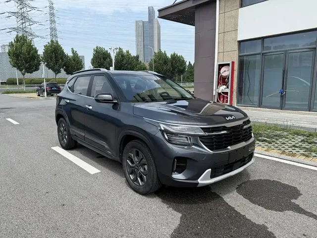 Kia Seltos 2023 1.5L CVT Luxury Edition