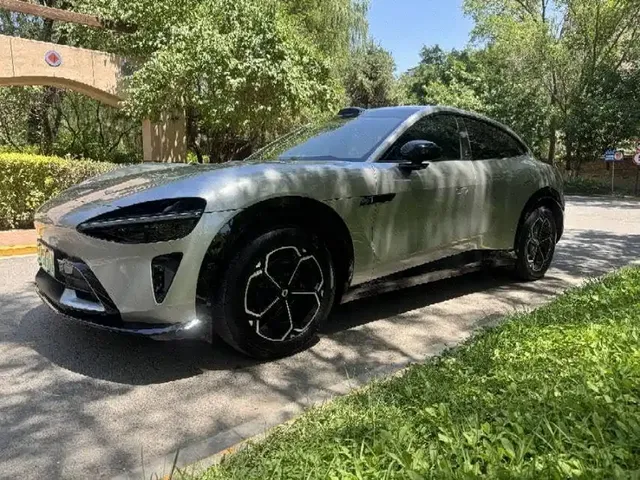 Xiaomi Auto Xiaomi YU7 2025 Extended Range RWD Edition