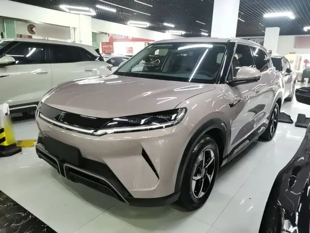 BYD Yuan UP 2024 401KM Leading Edition