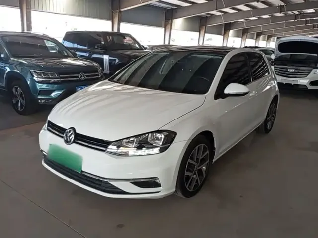 Volkswagen Golf 2020 200TSI DSG Comfort Progressive Edition