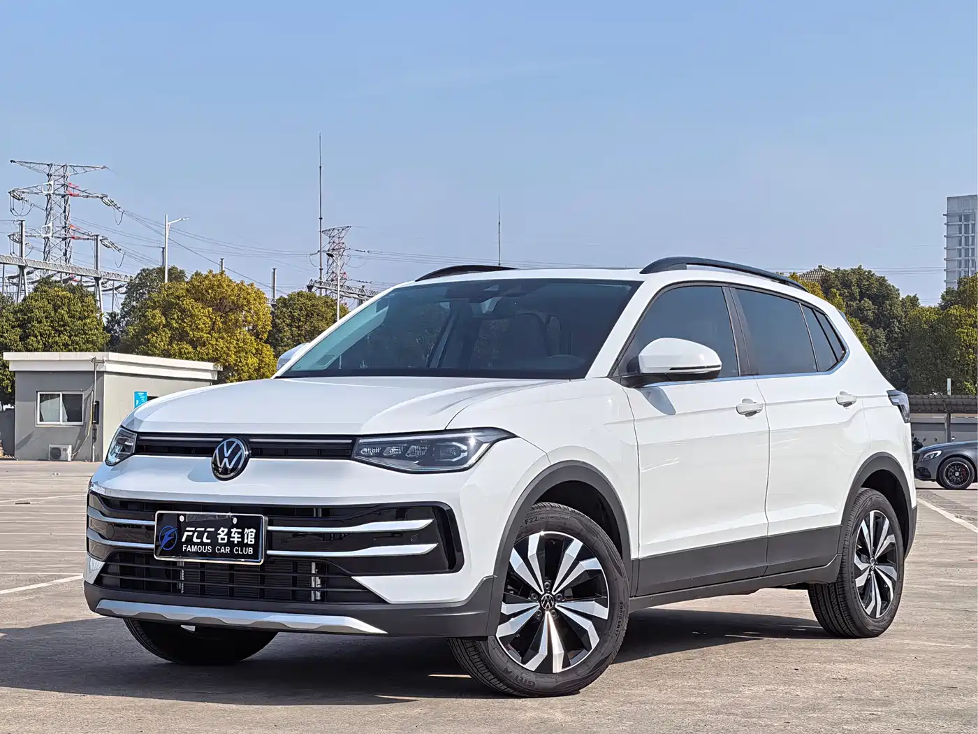 Volkswagen Tharu 2025 Model Rising Star 300TSI Aspiration Edition