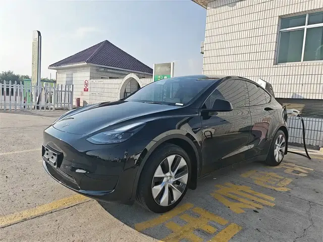 Tesla Model Y 2022 Facelift Rear-Wheel Drive Version