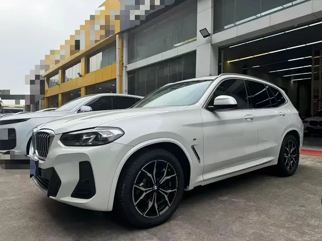 BMW X3 2023 xDrive30i Leading M Night Package