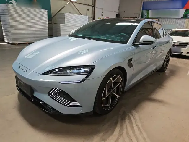 BYD Seal 2022 700km Long Range RWD Edition