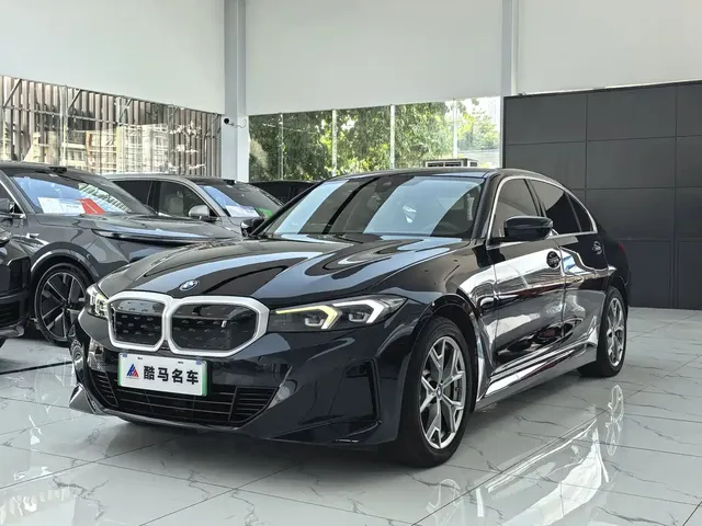 BMW i3 2022 eDrive 35 L